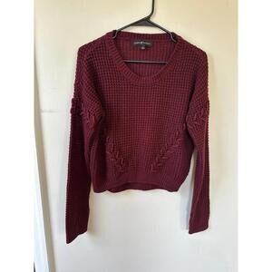 Almost Famous Women's Burgundy Cropped Sweater